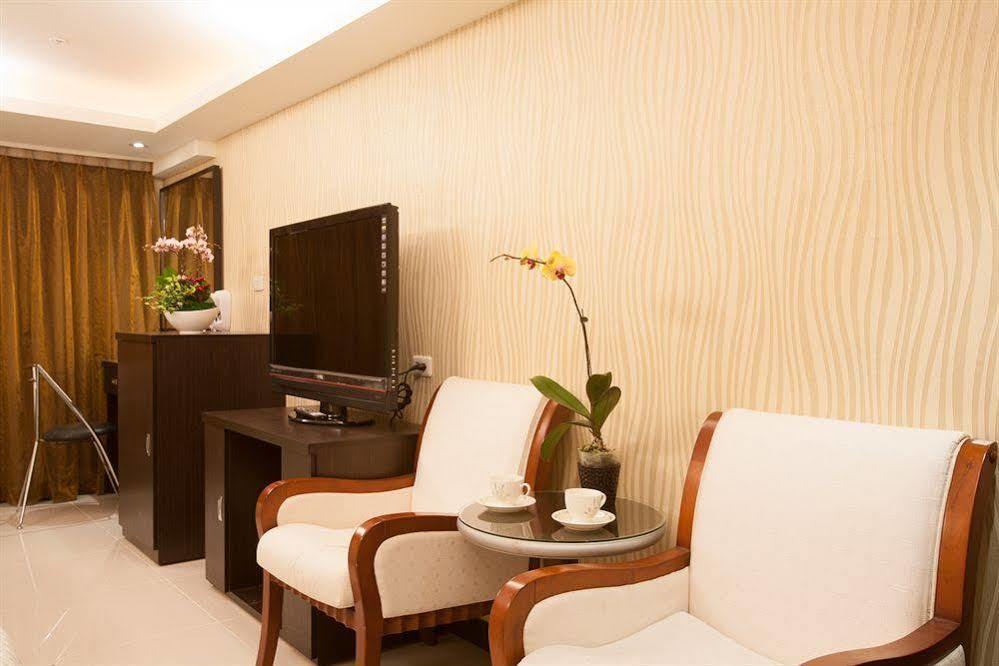 Guide Hotel Taoyuan Fuxing Экстерьер фото